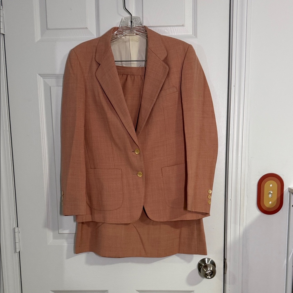 Mauve/Pink Classic Skirt Suit with Blazer